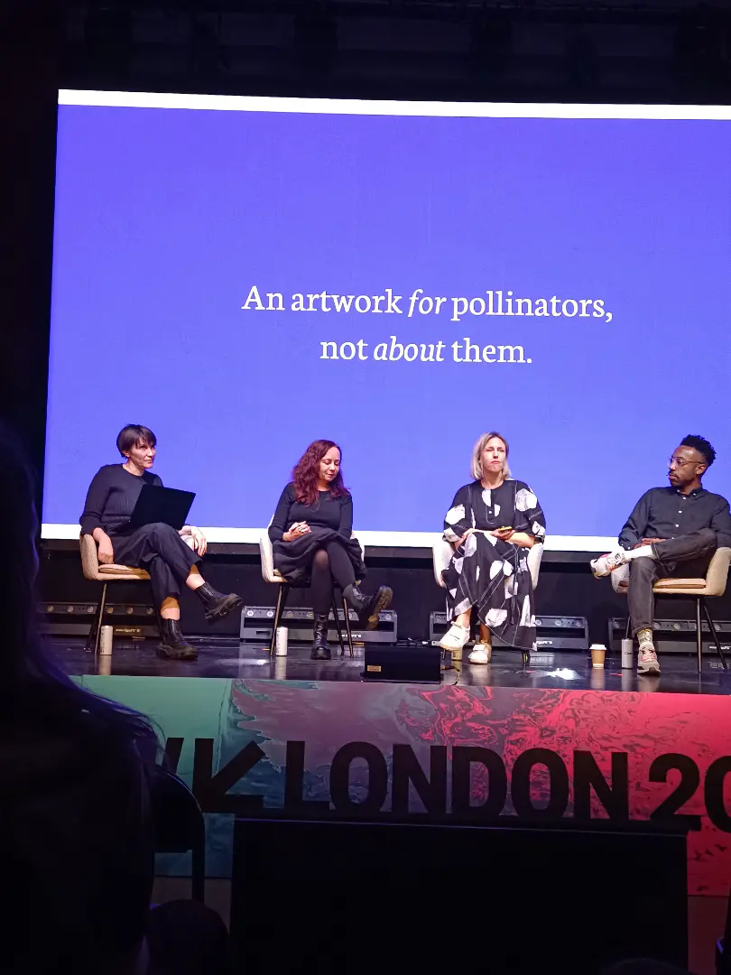 Alexandra. How do insects perceive the world